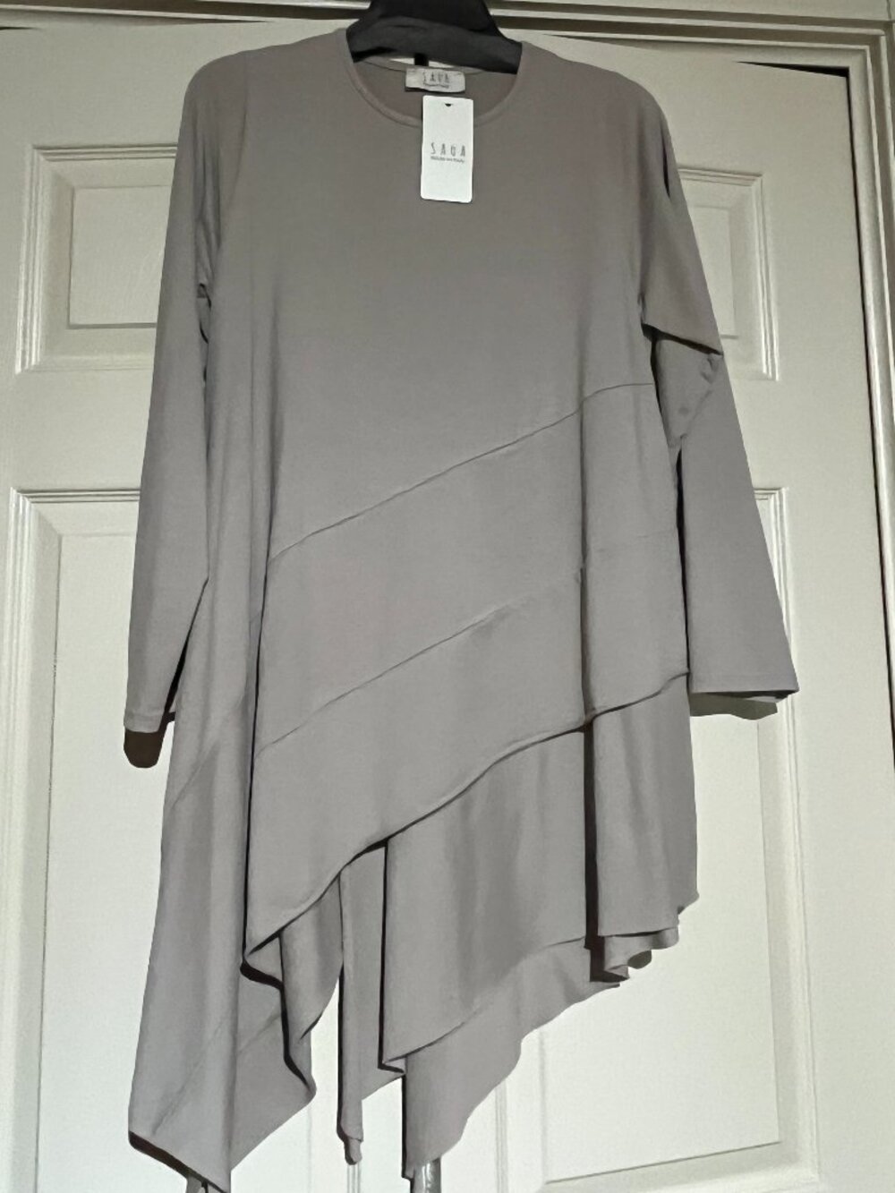 Saga Italy womens pullover cotton knit tunic top asymmetric hemline OS Taupe